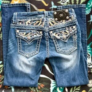Miss Me Signature Cropped Jeans Size 25 Embellished Pockets